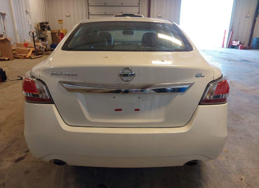 Photo 16 of 2015 Nissan Altima 2.5 SL (VIN 1N4AL3AP5FN872670)