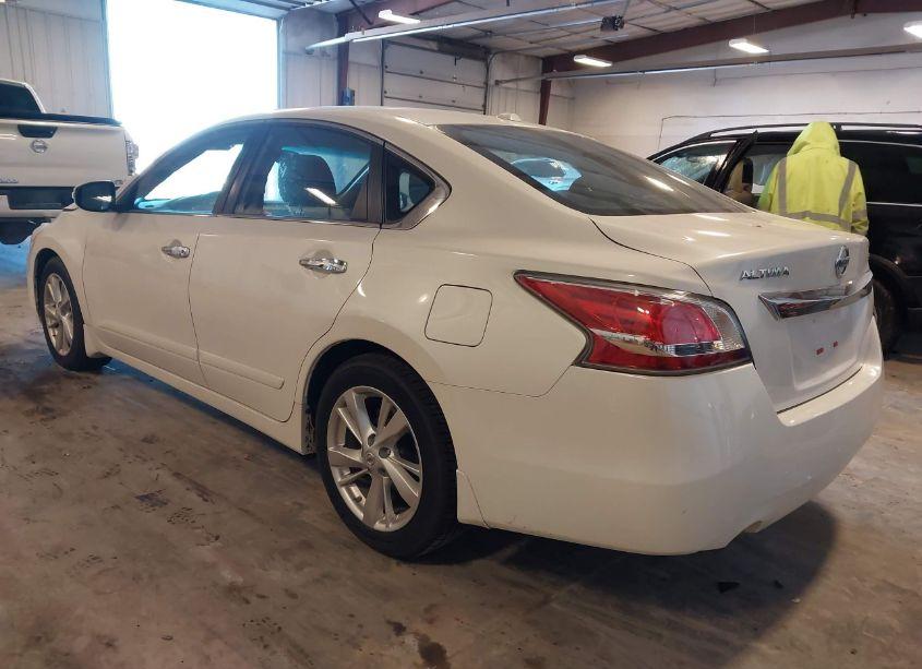 Photo 3 of 2015 Nissan Altima 2.5 SL (VIN 1N4AL3AP5FN872670)