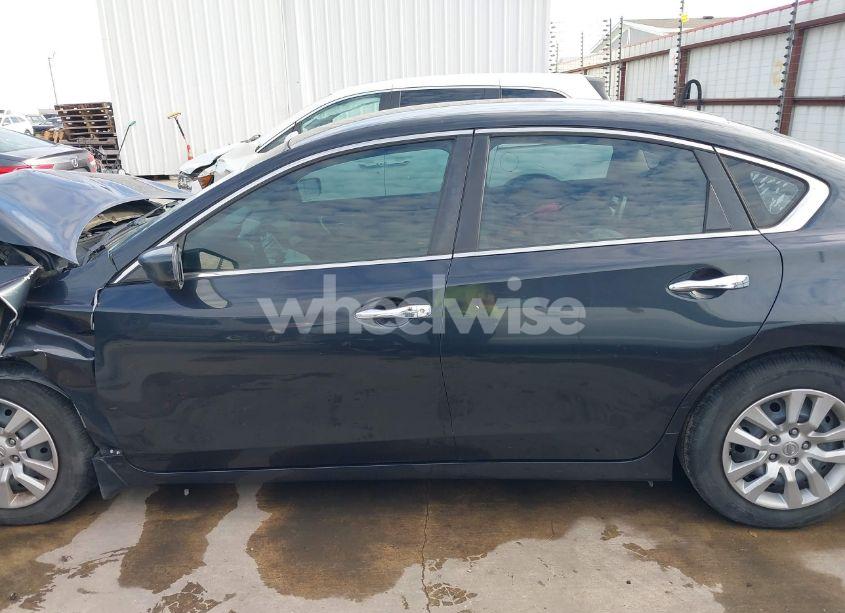 Photo 14 of 2015 Nissan Altima 2.5 S (VIN 1N4AL3AP5FN880655)
