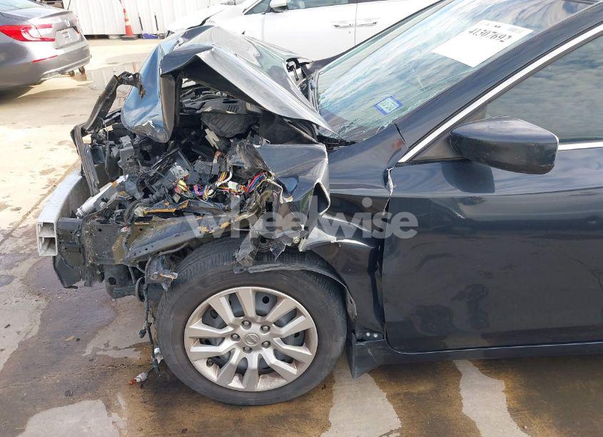 Photo 17 of 2015 Nissan Altima 2.5 S (VIN 1N4AL3AP5FN880655)