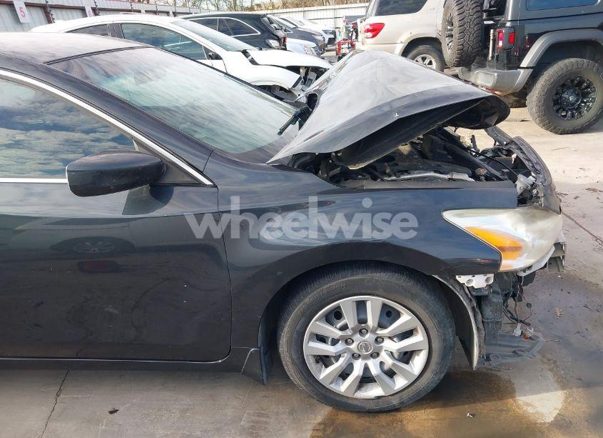 Photo 18 of 2015 Nissan Altima 2.5 S (VIN 1N4AL3AP5FN880655)
