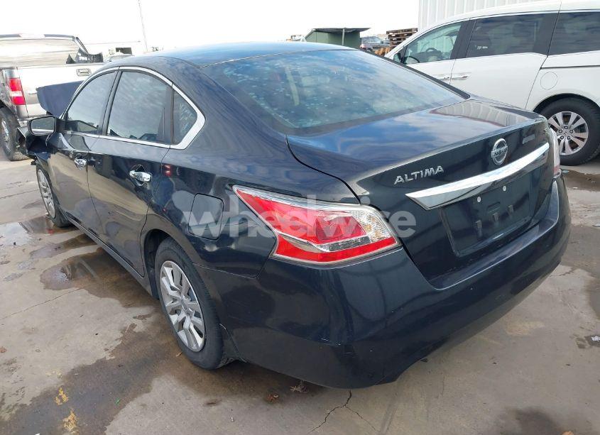 Photo 3 of 2015 Nissan Altima 2.5 S (VIN 1N4AL3AP5FN880655)