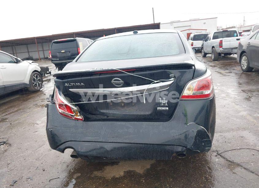 Photo 16 of 2015 Nissan Altima 2.5 S (VIN 1N4AL3AP5FN893082)