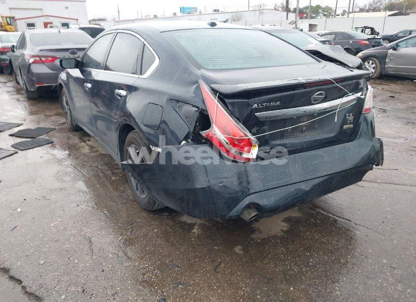 Photo 3 of 2015 Nissan Altima 2.5 S (VIN 1N4AL3AP5FN893082)