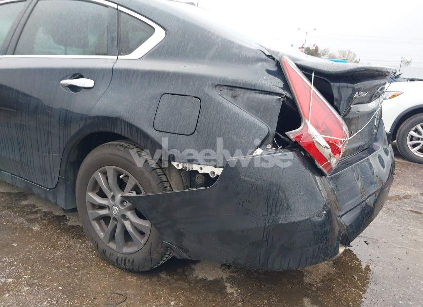 Photo 6 of 2015 Nissan Altima 2.5 S (VIN 1N4AL3AP5FN893082)