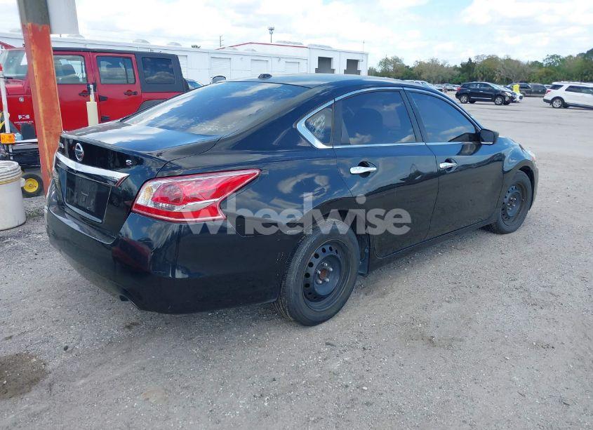 Photo 4 of 2015 Nissan Altima 2.5/2.5 S/2.5 SL/2.5 SV (VIN 1N4AL3AP5FN893227)