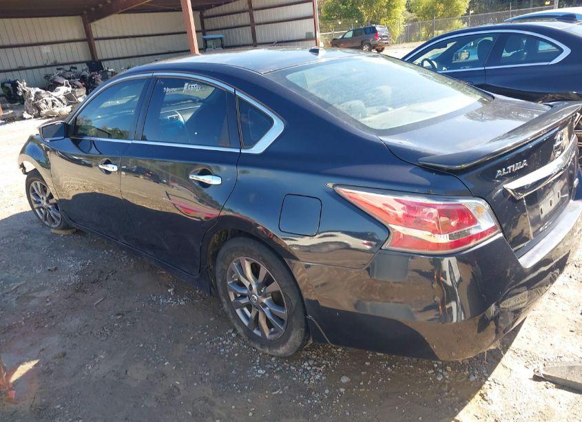 Photo 3 of 2015 Nissan Altima 2.5 S (VIN 1N4AL3AP5FN893700)