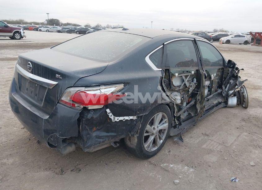 Photo 4 of 2015 Nissan Altima 2.5 SL (VIN 1N4AL3AP5FN897875)