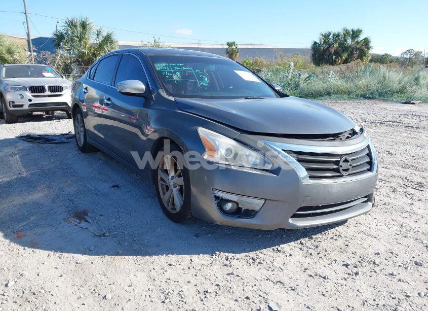 2015 Nissan Altima 2.5 SL (VIN 1N4AL3AP5FN898282) main photo