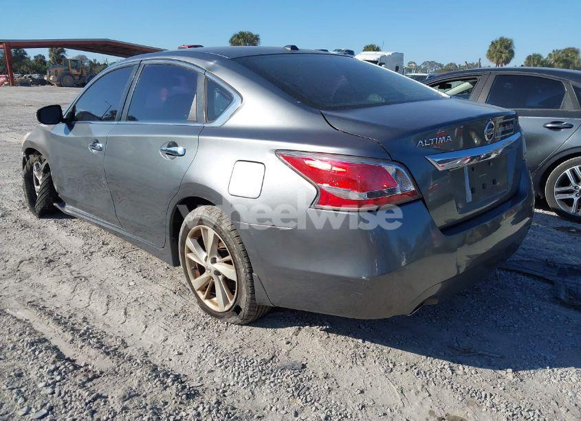 Photo 3 of 2015 Nissan Altima 2.5 SL (VIN 1N4AL3AP5FN898282)