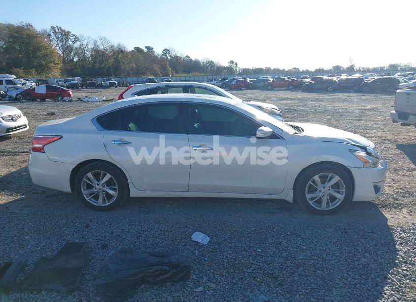Photo 14 of 2015 Nissan Altima 2.5 SL (VIN 1N4AL3AP5FN900824)