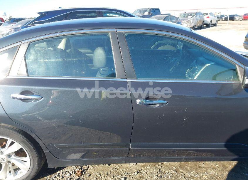 Photo 13 of 2015 Nissan Altima 2.5 SL (VIN 1N4AL3AP5FN902153)