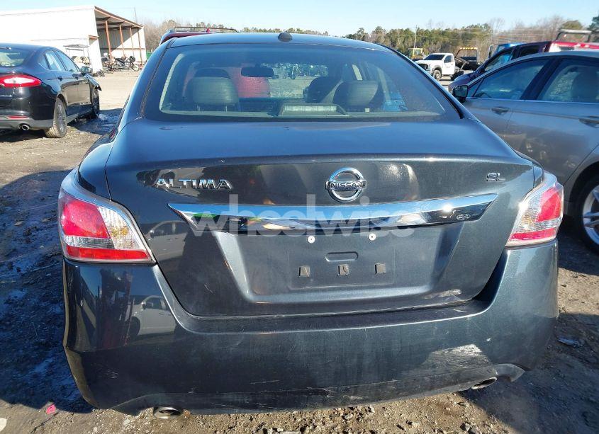 Photo 16 of 2015 Nissan Altima 2.5 SL (VIN 1N4AL3AP5FN902153)