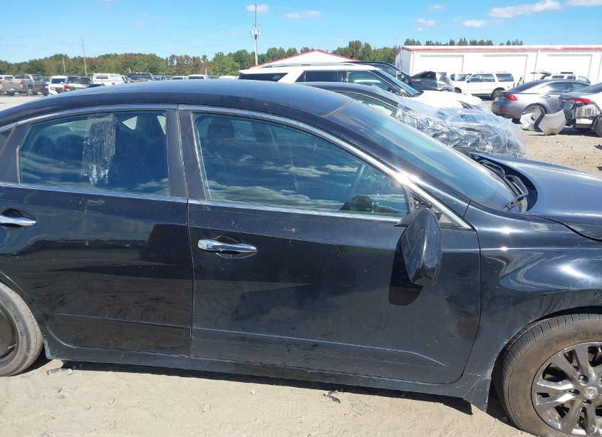 Photo 13 of 2015 Nissan Altima 2.5 S (VIN 1N4AL3AP5FN904484)