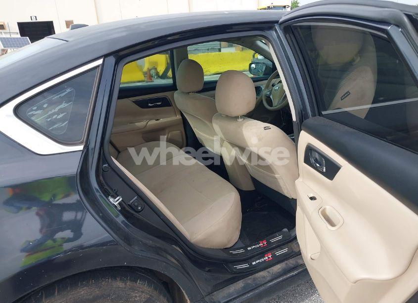 Photo 8 of 2015 Nissan Altima 2.5 S (VIN 1N4AL3AP5FN922337)