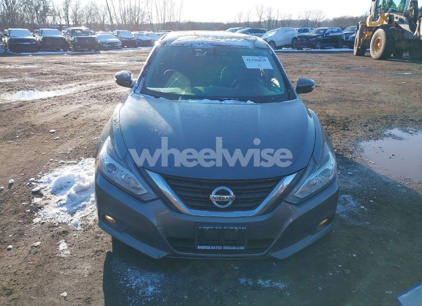 Photo 18 of 2016 Nissan Altima 2.5 SL (VIN 1N4AL3AP5GC111943)