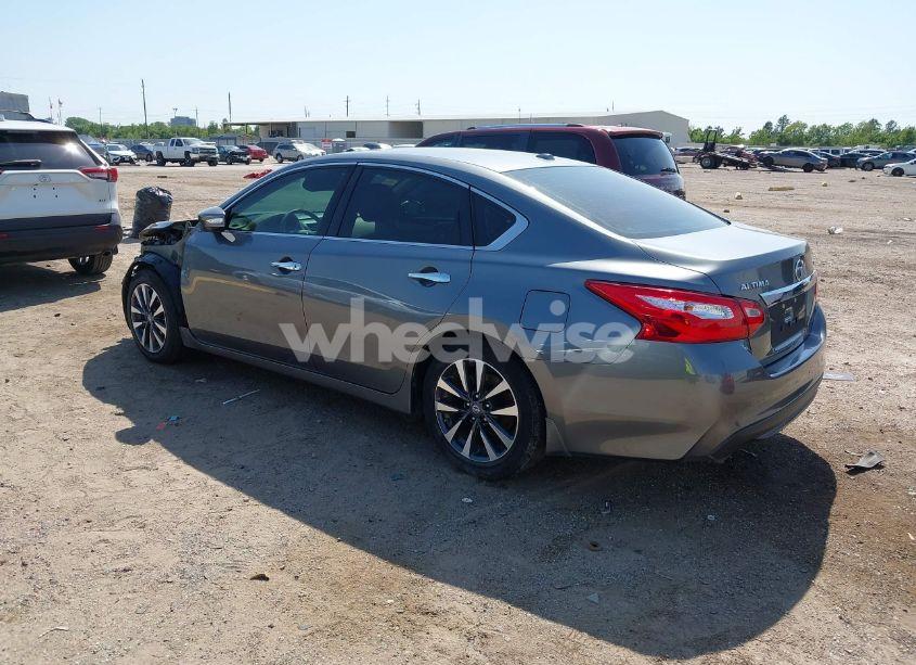 Photo 3 of 2016 Nissan Altima 2.5/2.5 S/2.5 SL/2.5 SR/2.5 SV (VIN 1N4AL3AP5GC121498)