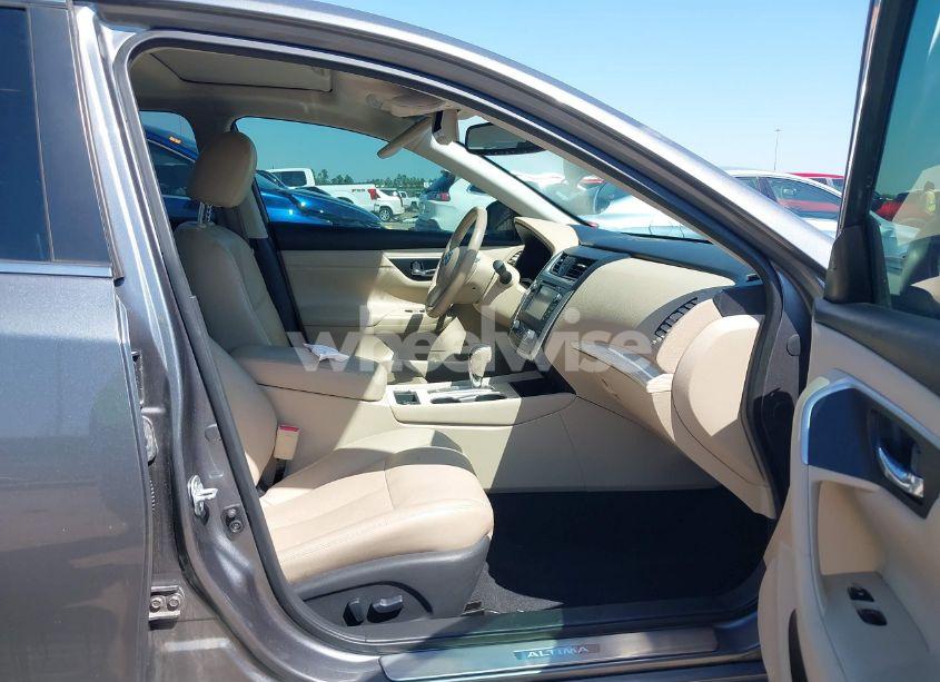 Photo 5 of 2016 Nissan Altima 2.5/2.5 S/2.5 SL/2.5 SR/2.5 SV (VIN 1N4AL3AP5GC121498)