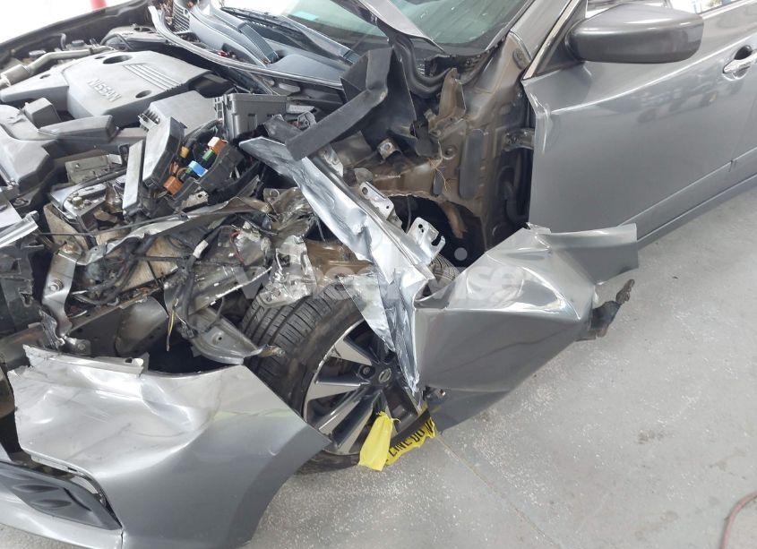 Photo 6 of 2016 Nissan Altima 2.5 SV (VIN 1N4AL3AP5GC121565)