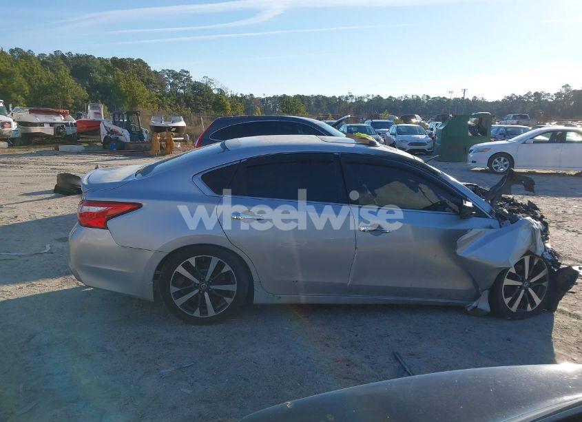 Photo 12 of 2016 Nissan Altima 2.5 SR (VIN 1N4AL3AP5GC124854)