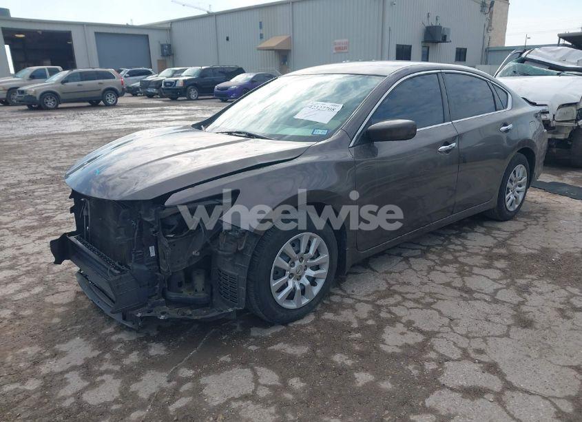 Photo 2 of 2016 Nissan Altima 2.5 S (VIN 1N4AL3AP5GC126037)