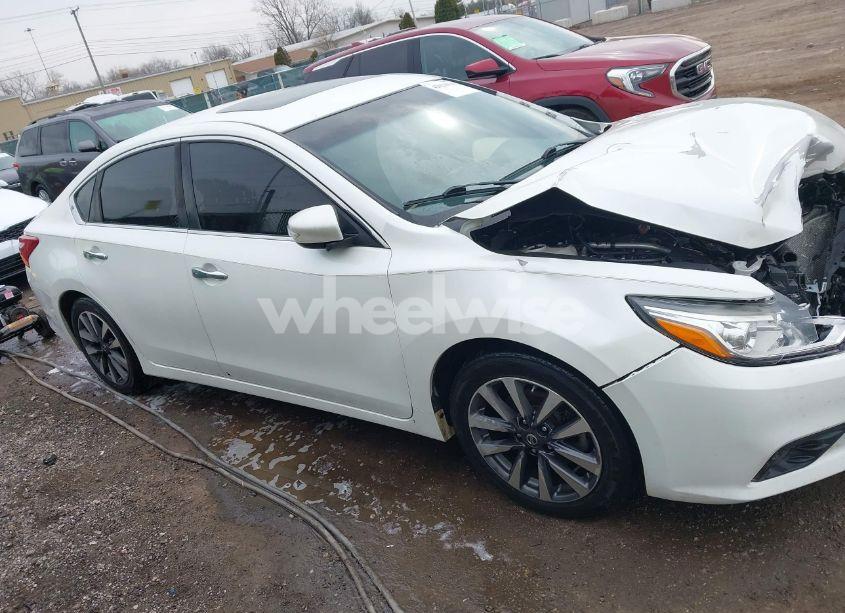 Photo 13 of 2016 Nissan Altima 2.5 SL (VIN 1N4AL3AP5GC137636)