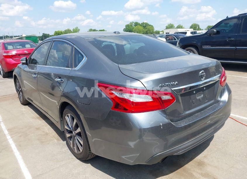 Photo 3 of 2016 Nissan Altima 2.5 SL (VIN 1N4AL3AP5GC160818)