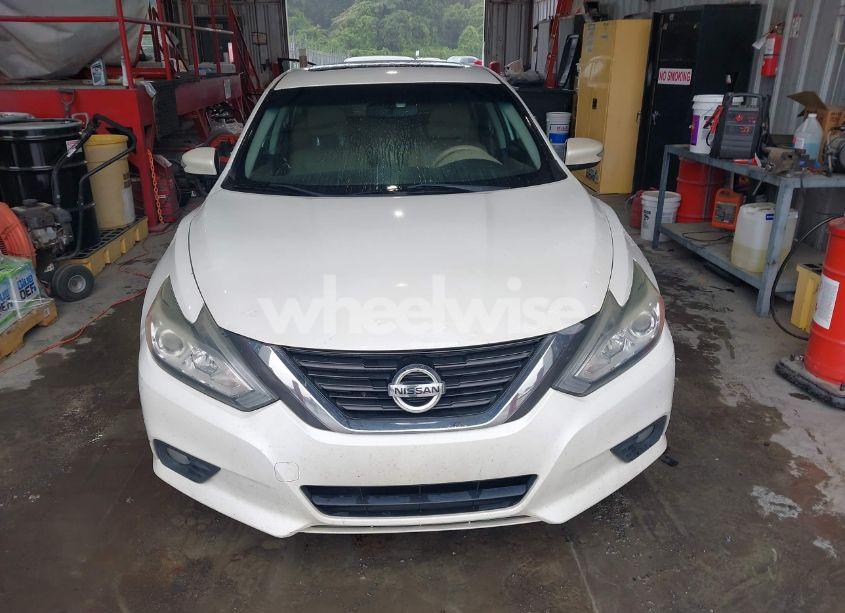 Photo 12 of 2016 Nissan Altima 2.5 SL (VIN 1N4AL3AP5GC166277)