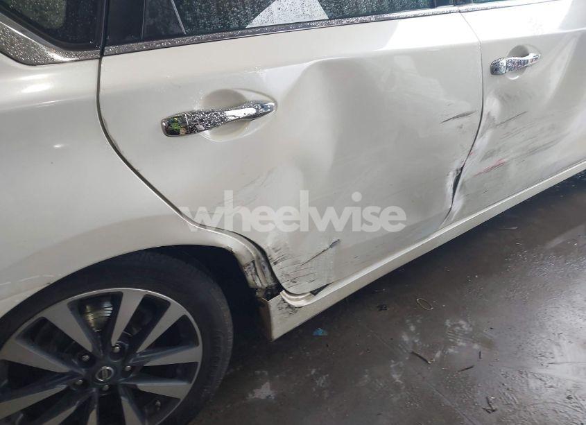 Photo 6 of 2016 Nissan Altima 2.5 SL (VIN 1N4AL3AP5GC166277)