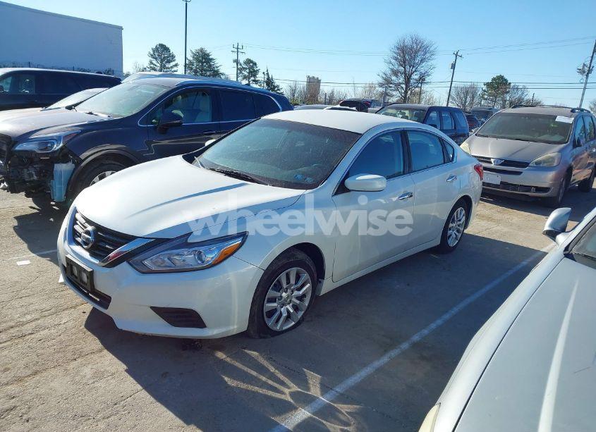 Photo 2 of 2016 Nissan Altima 2.5/2.5 S/2.5 SL/2.5 SR/2.5 SV (VIN 1N4AL3AP5GC167946)