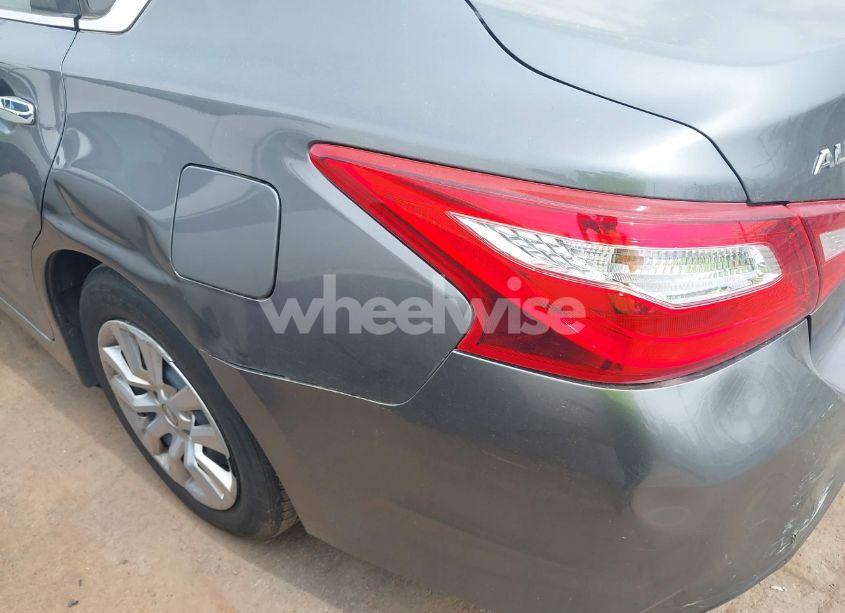 Photo 14 of 2016 Nissan Altima 2.5/2.5 S/2.5 SL/2.5 SR/2.5 SV (VIN 1N4AL3AP5GC169244)