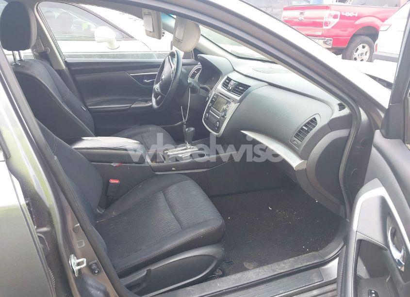 Photo 5 of 2016 Nissan Altima 2.5/2.5 S/2.5 SL/2.5 SR/2.5 SV (VIN 1N4AL3AP5GC169244)