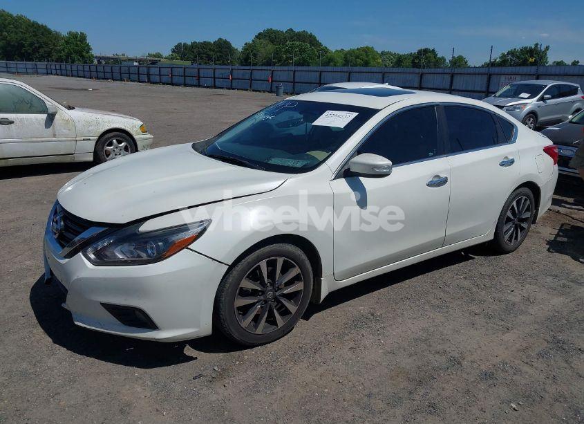 Photo 2 of 2016 Nissan Altima 2.5 SL (VIN 1N4AL3AP5GC184388)