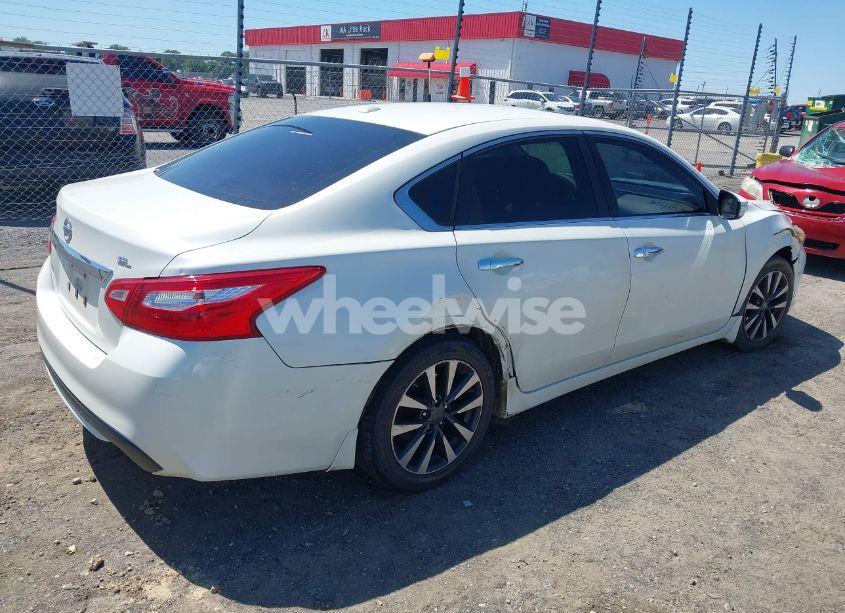 Photo 4 of 2016 Nissan Altima 2.5 SL (VIN 1N4AL3AP5GC184388)