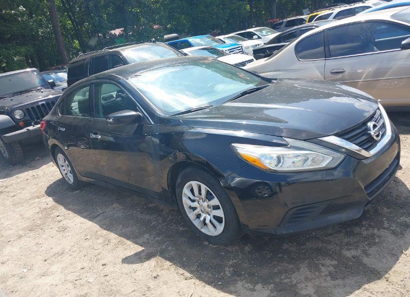 2016 Nissan Altima 2.5/2.5 S/2.5 SL/2.5 SR/2.5 SV (VIN 1N4AL3AP5GC192667) main photo
