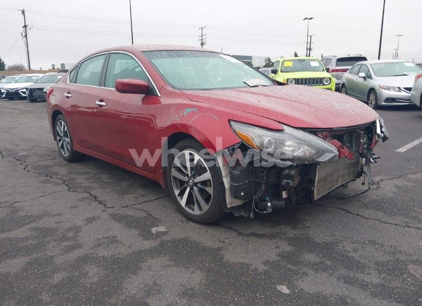 2016 Nissan Altima 2.5 SR (VIN 1N4AL3AP5GC194466) main photo