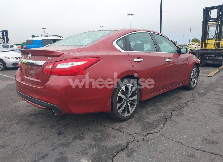 Photo 4 of 2016 Nissan Altima 2.5 SR (VIN 1N4AL3AP5GC194466)