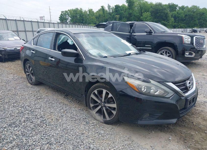 2016 Nissan Altima 2.5 SR (VIN 1N4AL3AP5GC200847) main photo