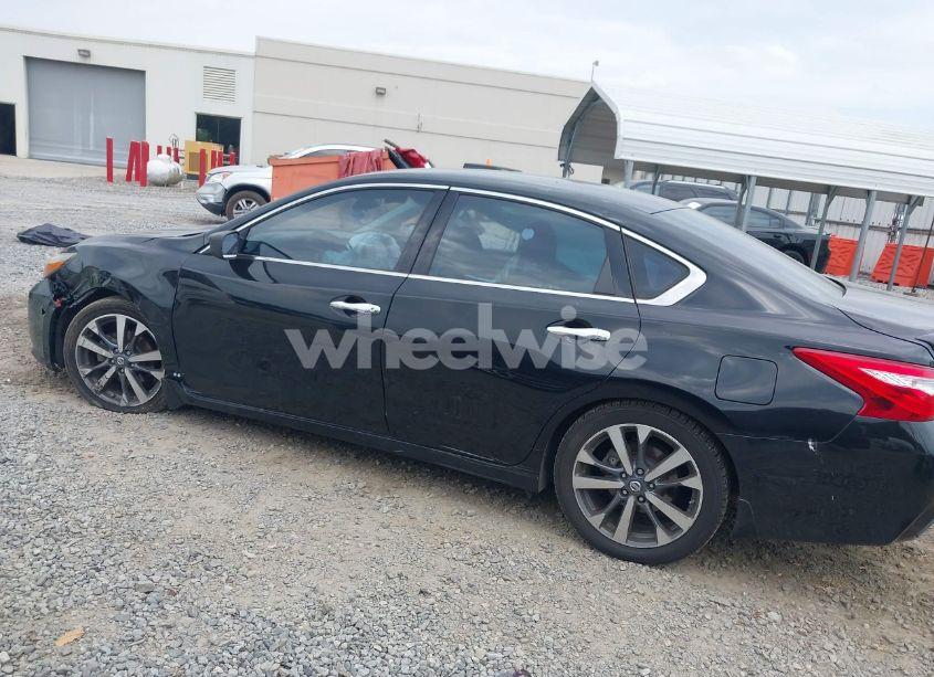 Photo 14 of 2016 Nissan Altima 2.5 SR (VIN 1N4AL3AP5GC200847)