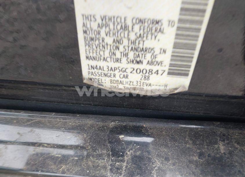 Photo 9 of 2016 Nissan Altima 2.5 SR (VIN 1N4AL3AP5GC200847)