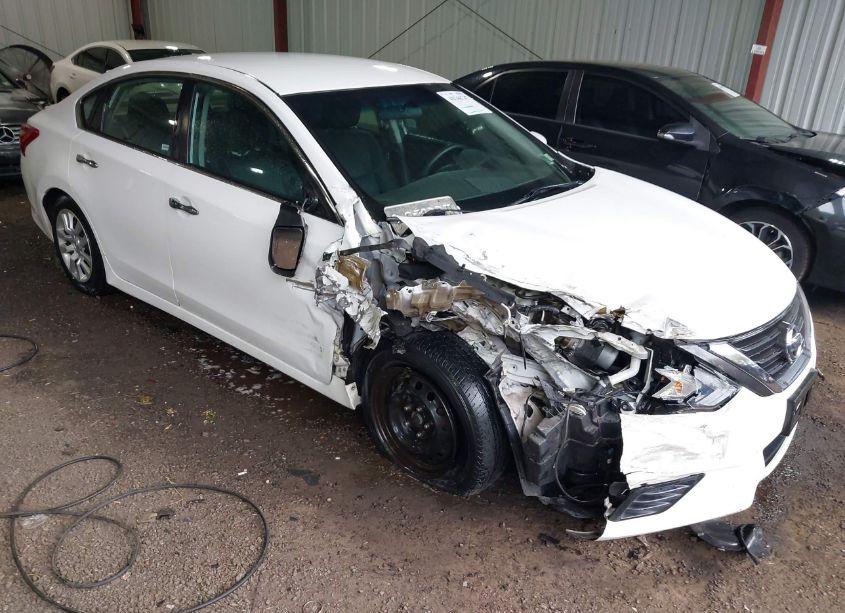 2016 Nissan Altima (VIN 1N4AL3AP5GC203456) main photo