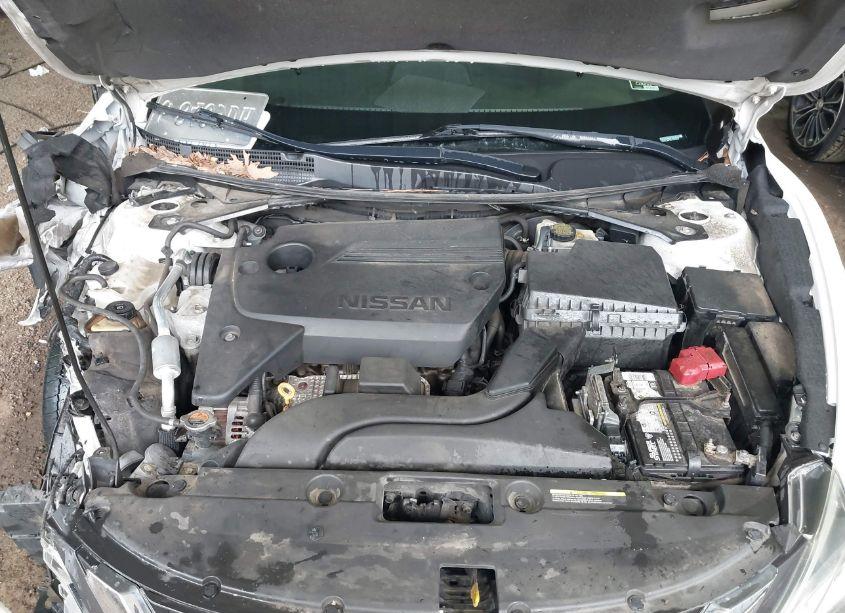 Photo 10 of 2016 Nissan Altima (VIN 1N4AL3AP5GC203456)