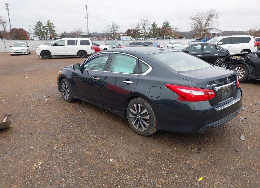 Photo 3 of 2016 Nissan Altima 2.5 SL (VIN 1N4AL3AP5GC208575)
