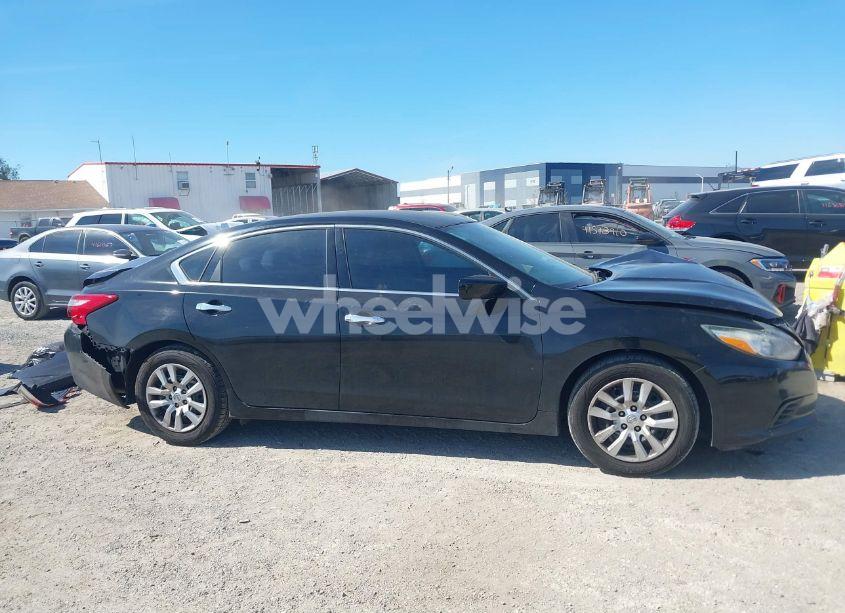 Photo 14 of 2016 Nissan Altima 2.5 (VIN 1N4AL3AP5GC209855)