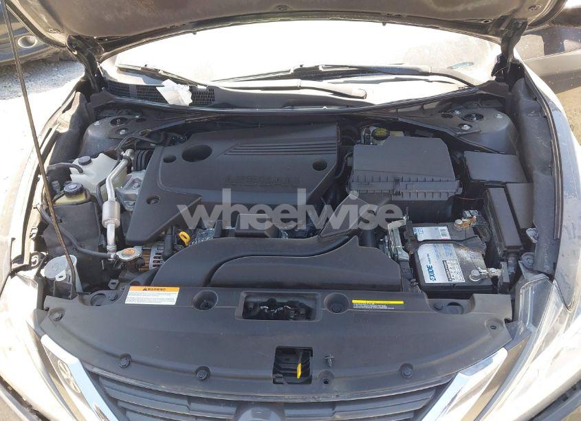 Photo 10 of 2016 Nissan Altima 2.5 S (VIN 1N4AL3AP5GC221052)