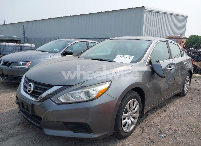 Photo 2 of 2016 Nissan Altima 2.5 S (VIN 1N4AL3AP5GC223755)
