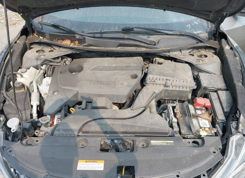 Photo 10 of 2016 Nissan Altima 2.5 SR (VIN 1N4AL3AP5GC224372)