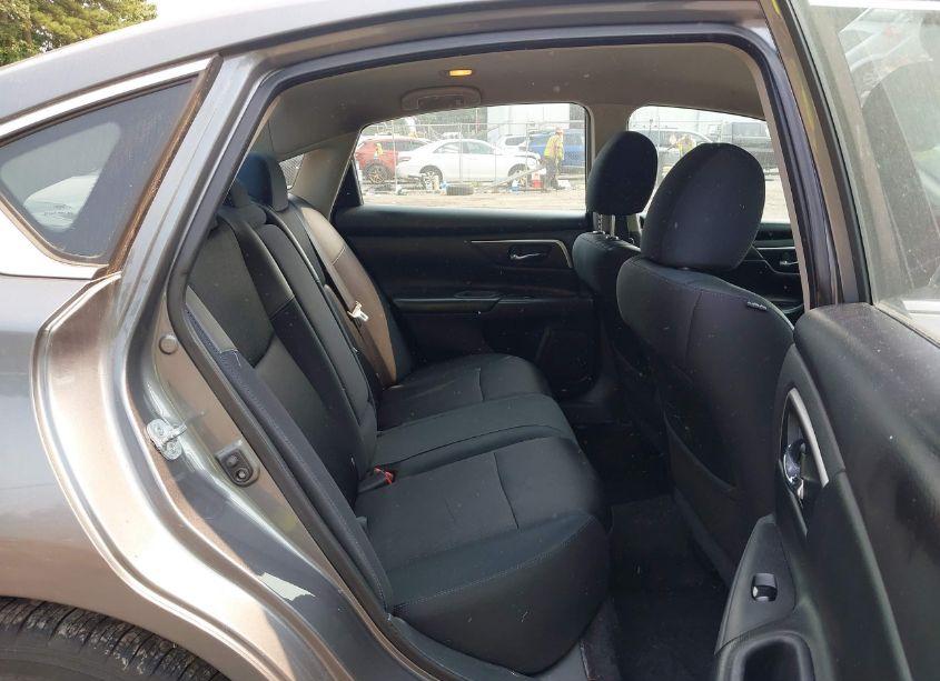 Photo 8 of 2016 Nissan Altima 2.5 SR (VIN 1N4AL3AP5GC224372)