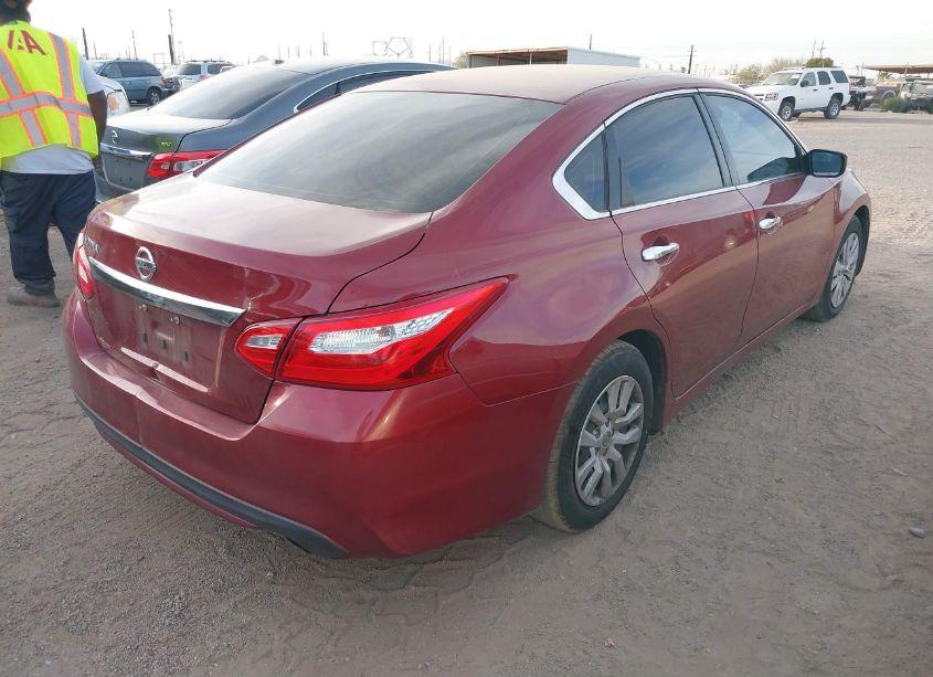 Photo 4 of 2016 Nissan Altima (VIN 1N4AL3AP5GC225800)