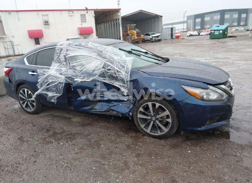 Photo 13 of 2016 Nissan Altima 2.5 SR (VIN 1N4AL3AP5GC229345)